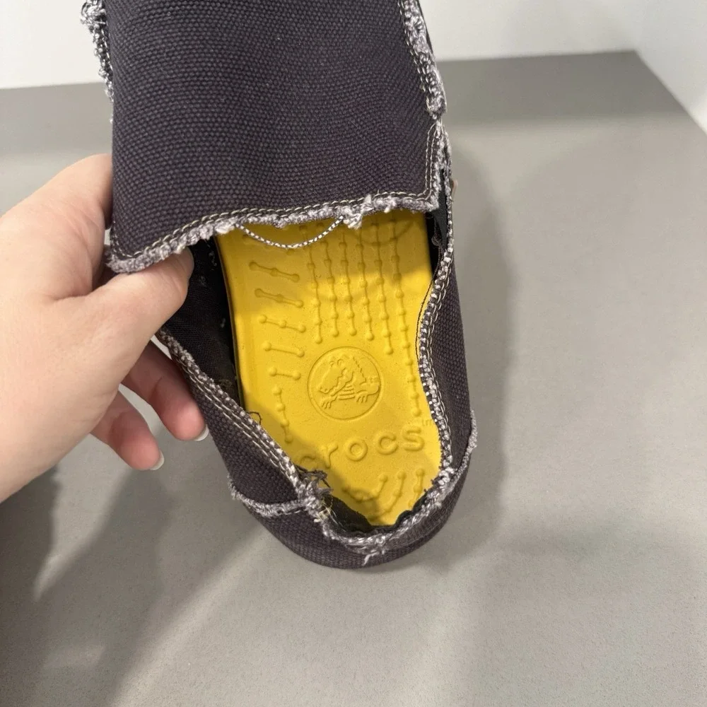 CROCS good free