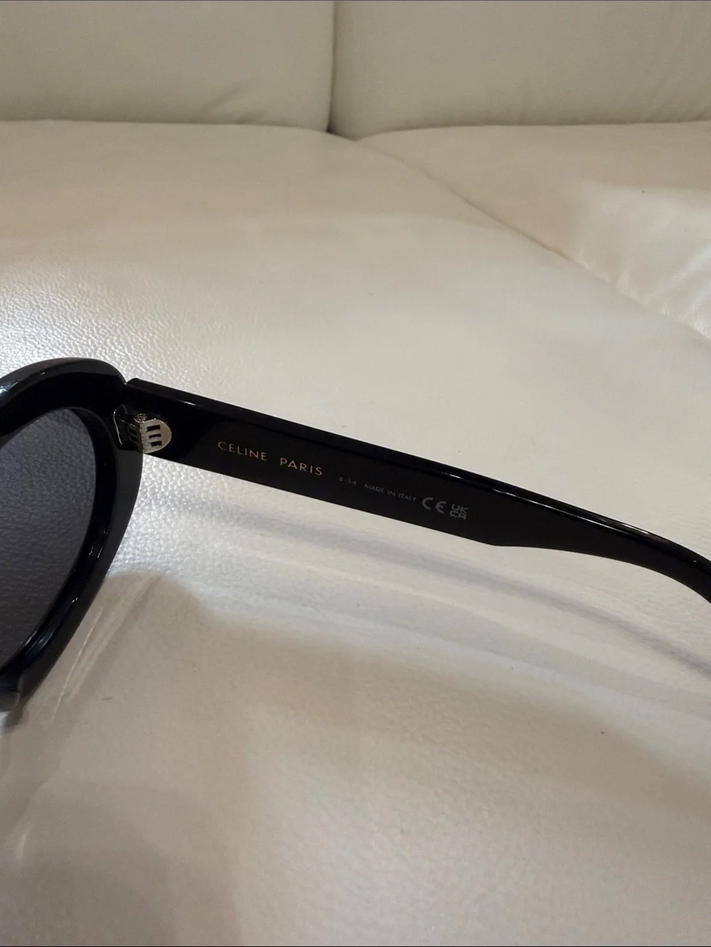 Celine these cl40194u
