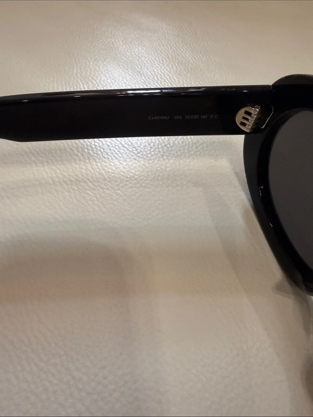 Celine these cl40194u