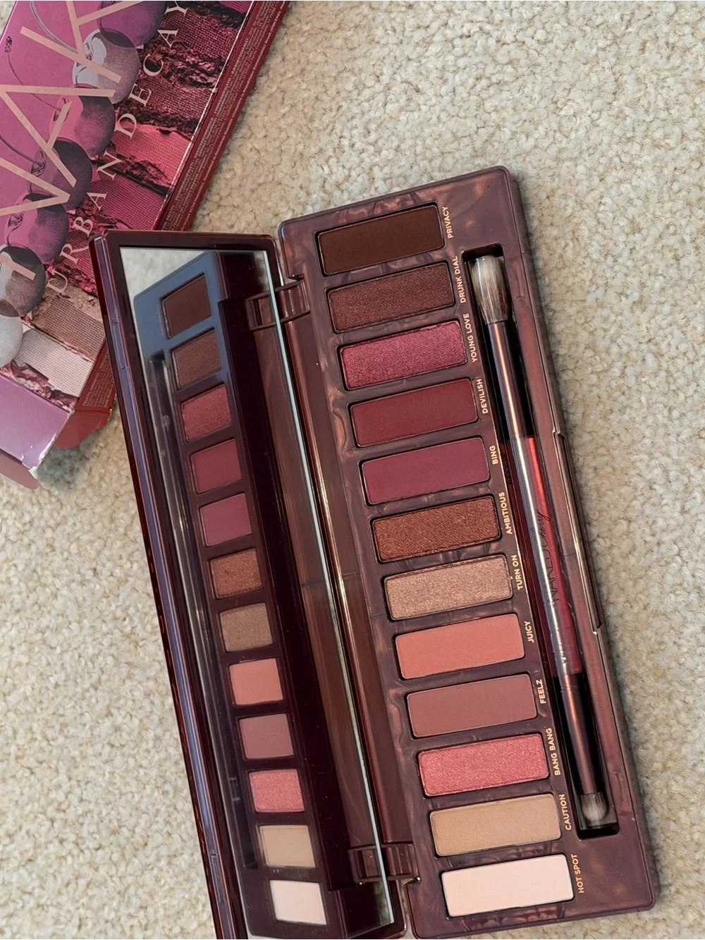 Urban Decay palette cherry