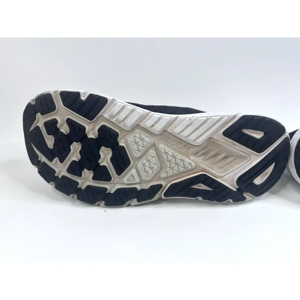 Hoka One One hoka one