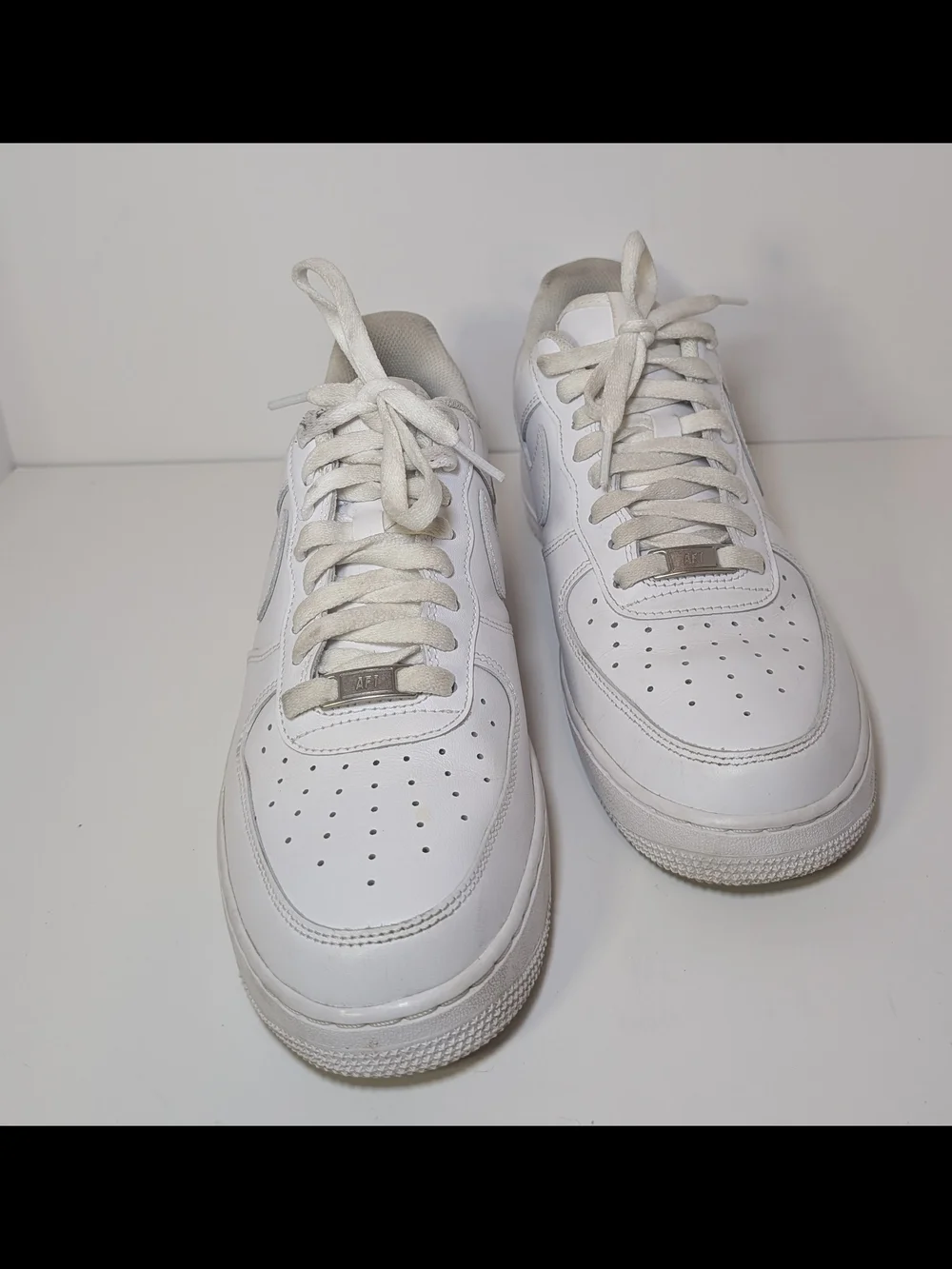 Nike Air Force 1 '07 Triple White Low Mens Size 9 Sneakers CW2288-111