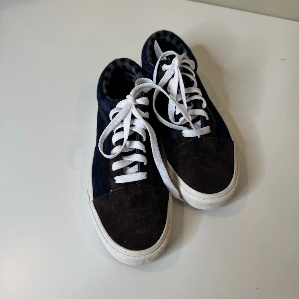 N/A iconic low