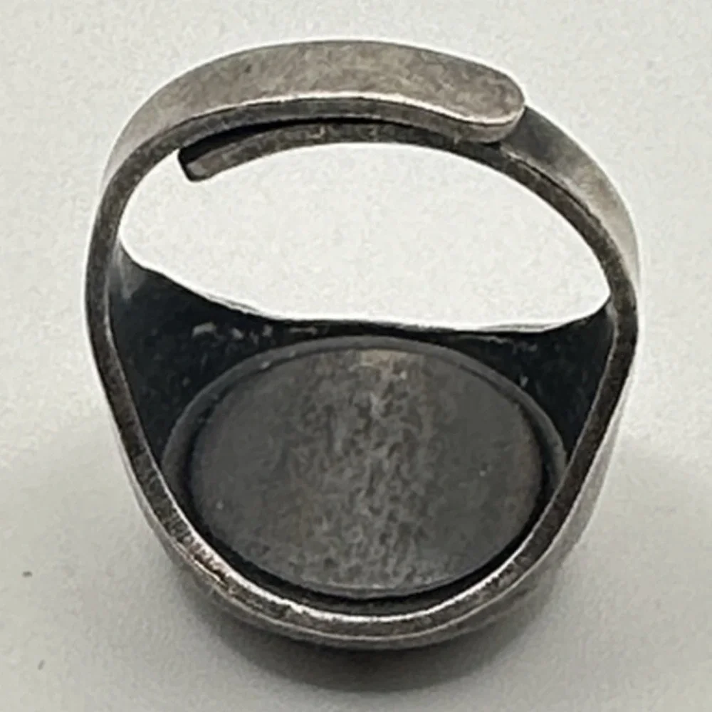 Vintage Elvis Presley Portrait Ring Adjustable Silver Tone Rockabilly Size 6.5
