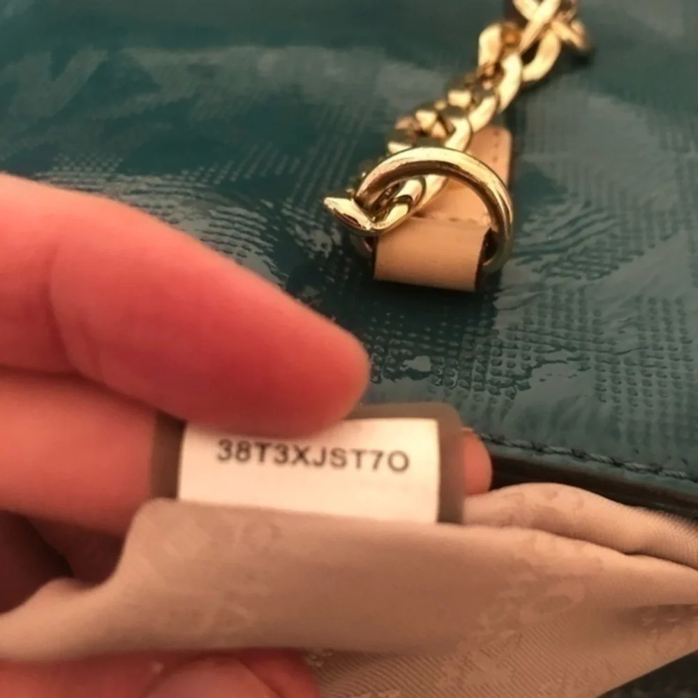 Michael Kors few creases
