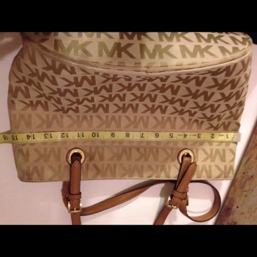 Michael Kors wear bottom