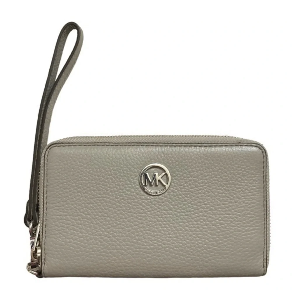 Michael kors gray pebbled leather wristlet wallet clutch