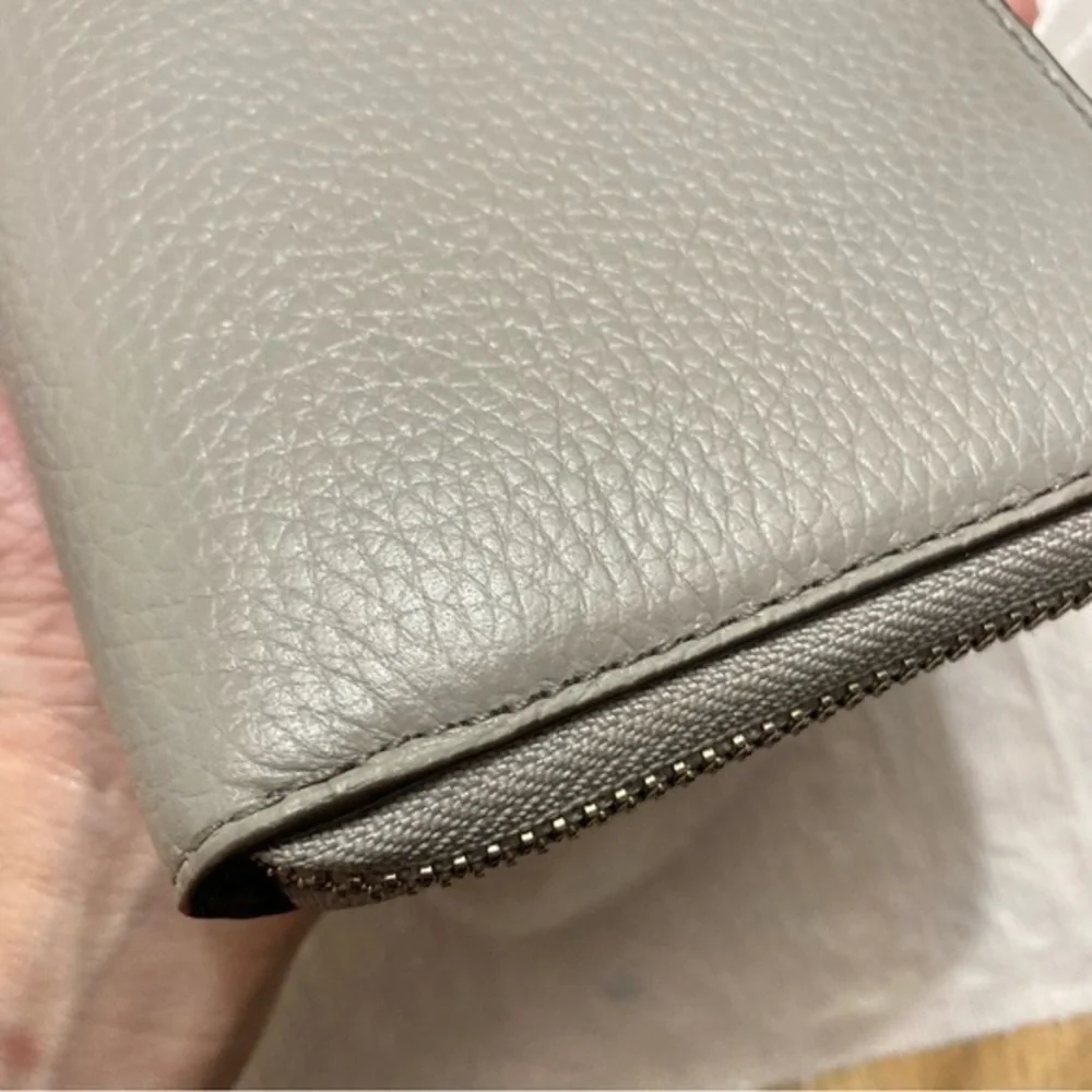 Michael kors gray pebbled leather wristlet wallet clutch