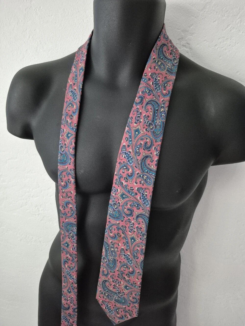 Vintage 70s Steven Windsor Paisley Tie