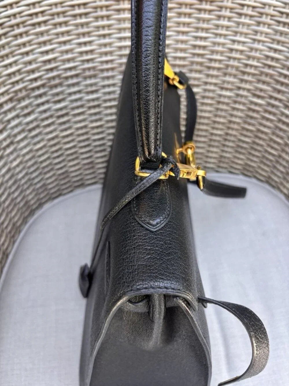 Authentic HERMES KELLY 35 black Chèvre de Coromand leather gold hardware RARE ⭐️