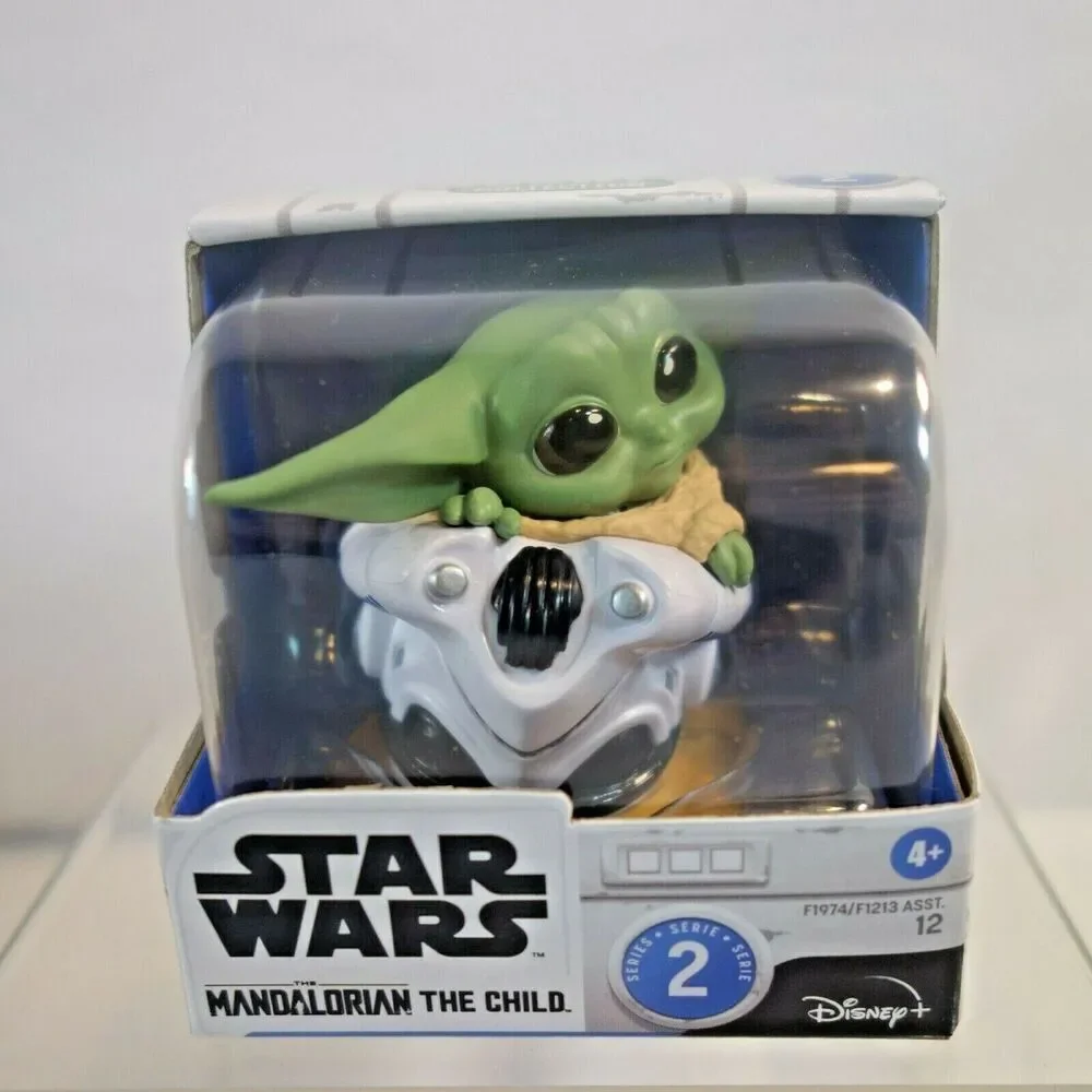 NEW The Bounty Collection Series 2 #12 Helmet Hiding Pose The Child Mandalorian