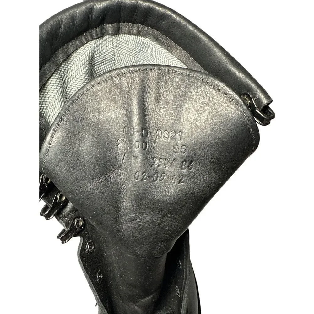 GORE-TEX Military, Army Footwear Vibram Bates Style # E21500 Sz: 4W