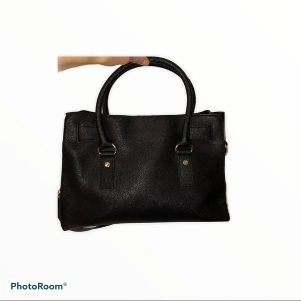 Michael Kors minor wear