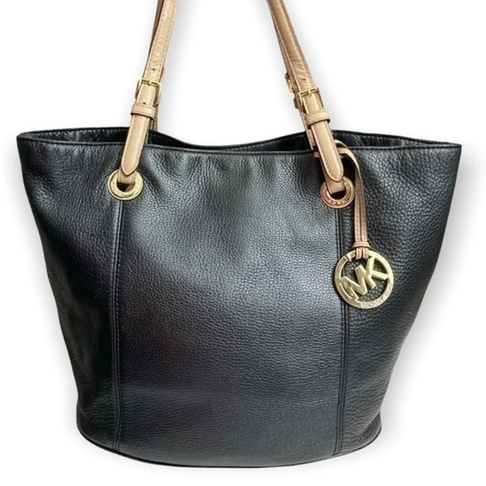 Michael kors black leather tote bag