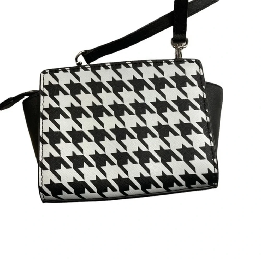 Michael Kors absolutely adorable