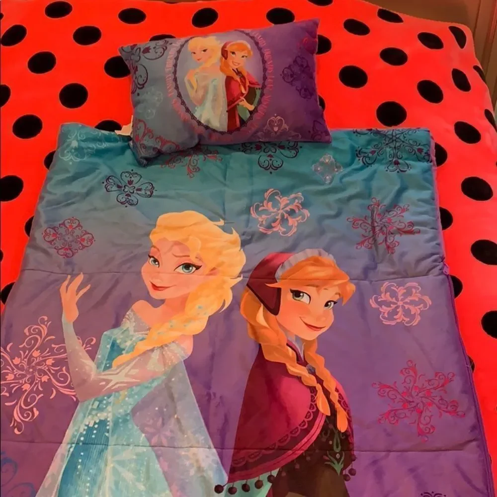 🎉last deal🎉Frozen Sleepover Set 3p