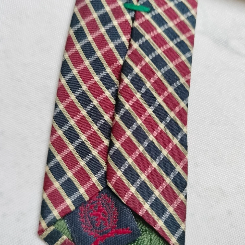 Tommy Hilfiger Red and Cream Plaid Checks Italian Silk Tie Necktie Traditional