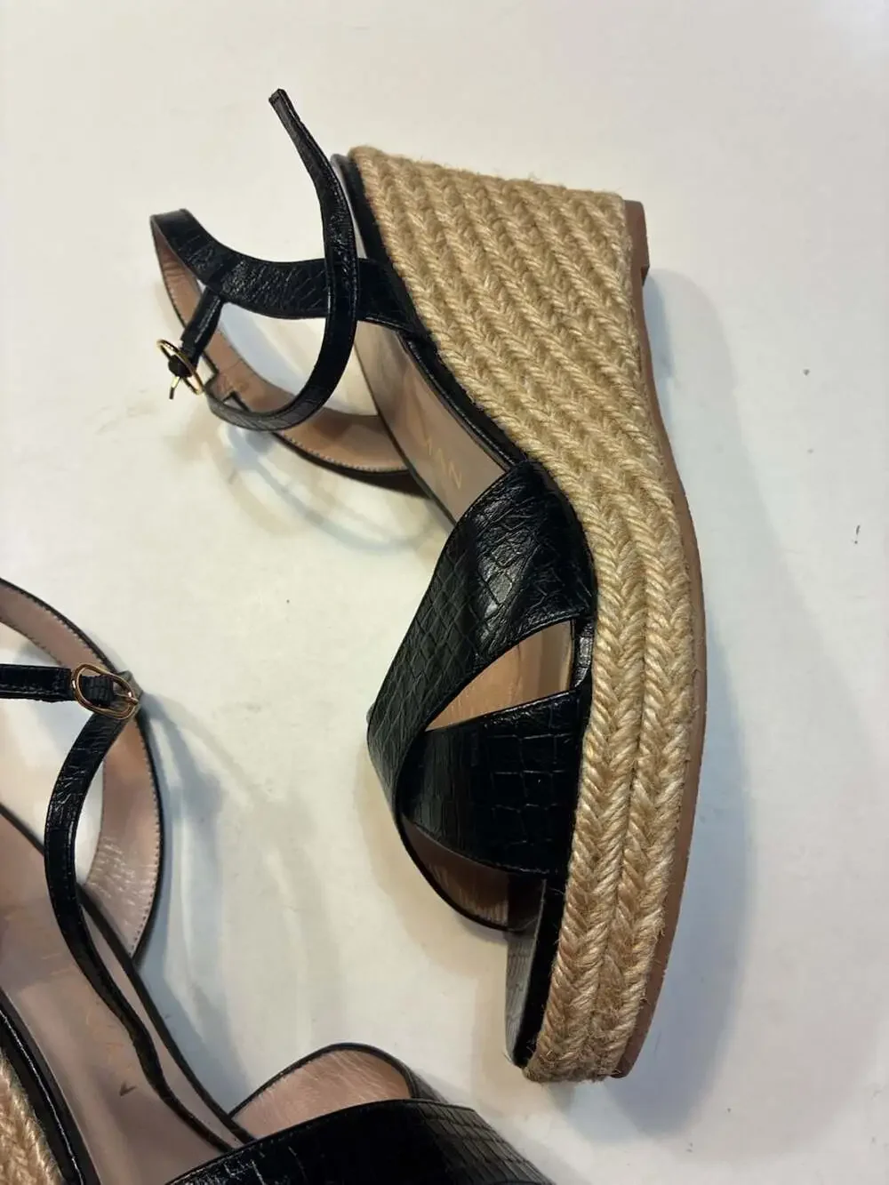 Stuart Weitzman stuart weitzman