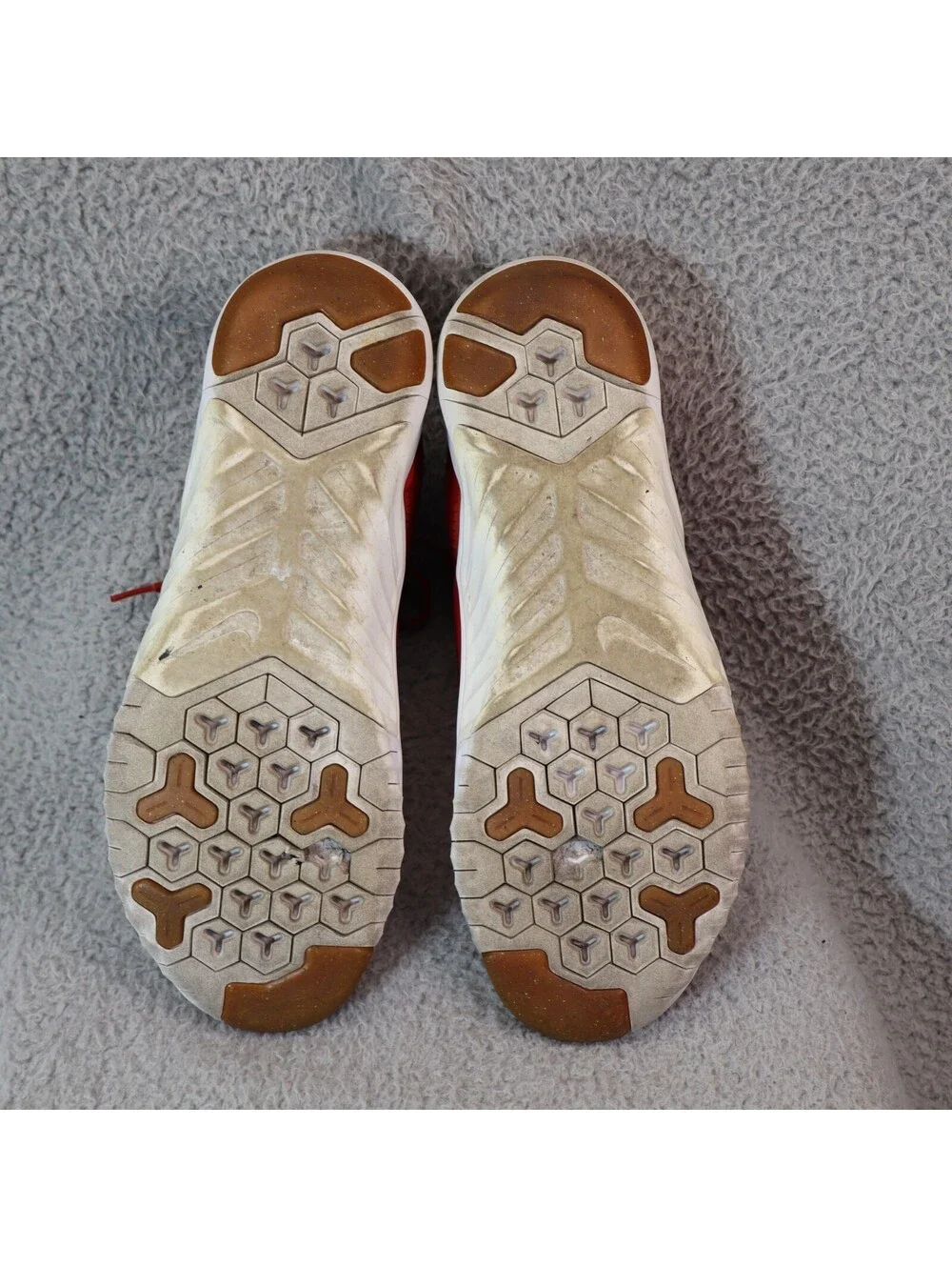 Nike signs us original