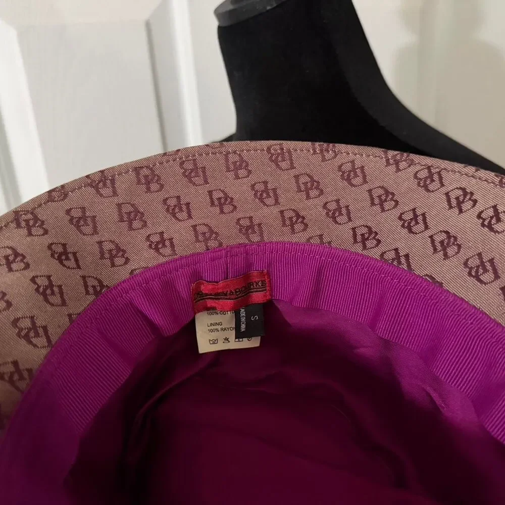 Dooney & Bourke authentic dooney