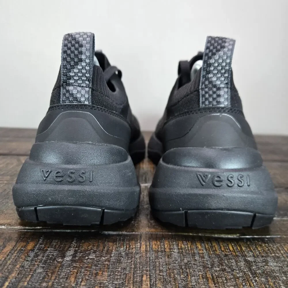 Vessi stormburst low
