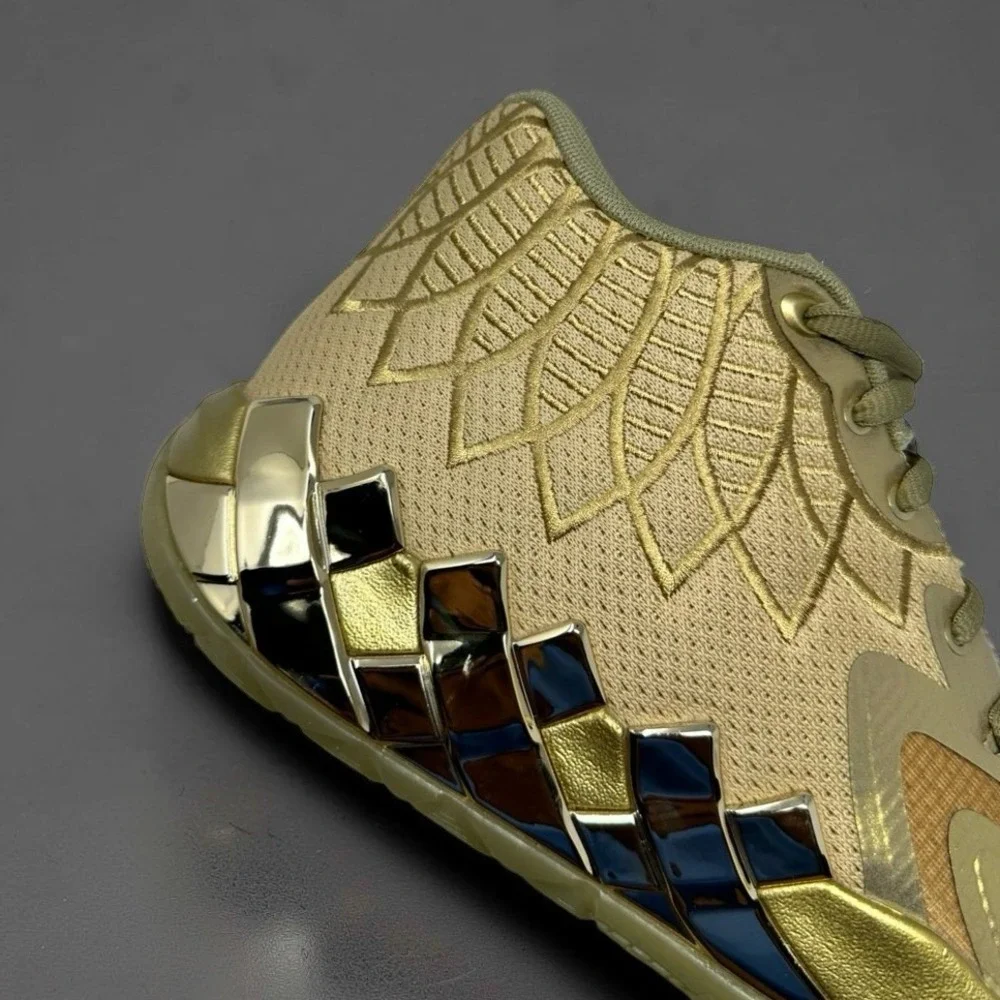 Puma MB.01 Golden Child LaMelo Ball Metallic Gold Mens Size 11 379223-01 NWOB