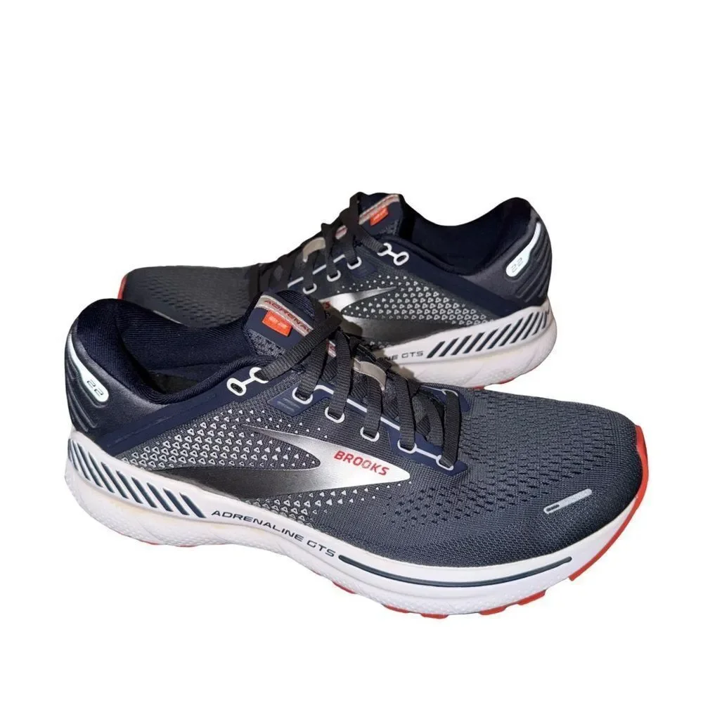 Brooks navy white