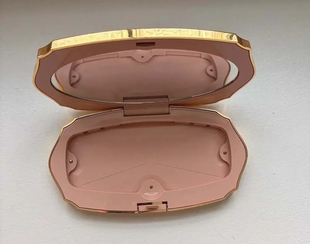 Gucci empty palette
