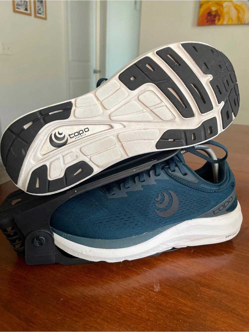Topo Athletic Phantom 3 Navy/White Mens Size 9 running shoes