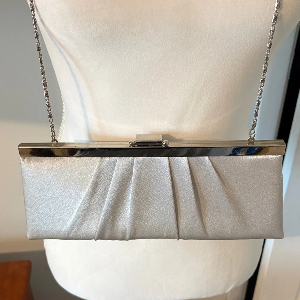 Gunne Sax Silver Satin Evening Clutch w/ Chain Strap | Formal Prom Wedding