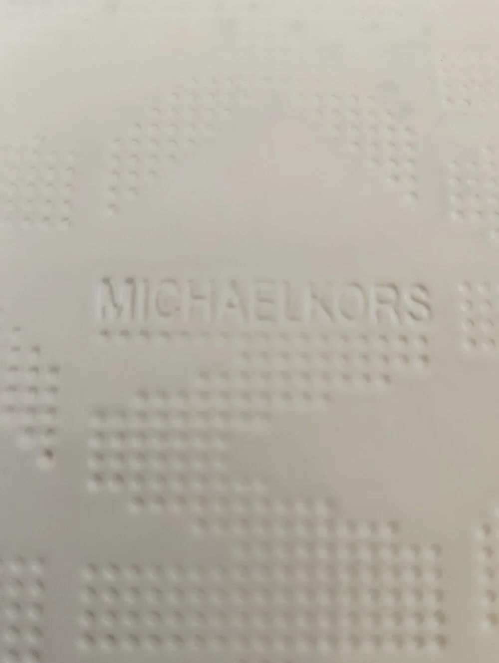 MICHAEL Michael Kors White Wallet with Gold Plaque Good Condition