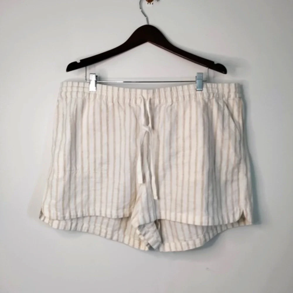 J. Crew coastal beach