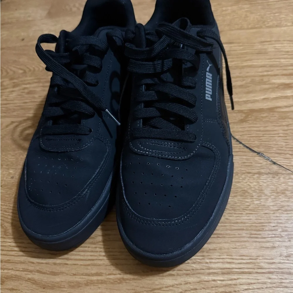 Puma Men's All-Black Sneakers
