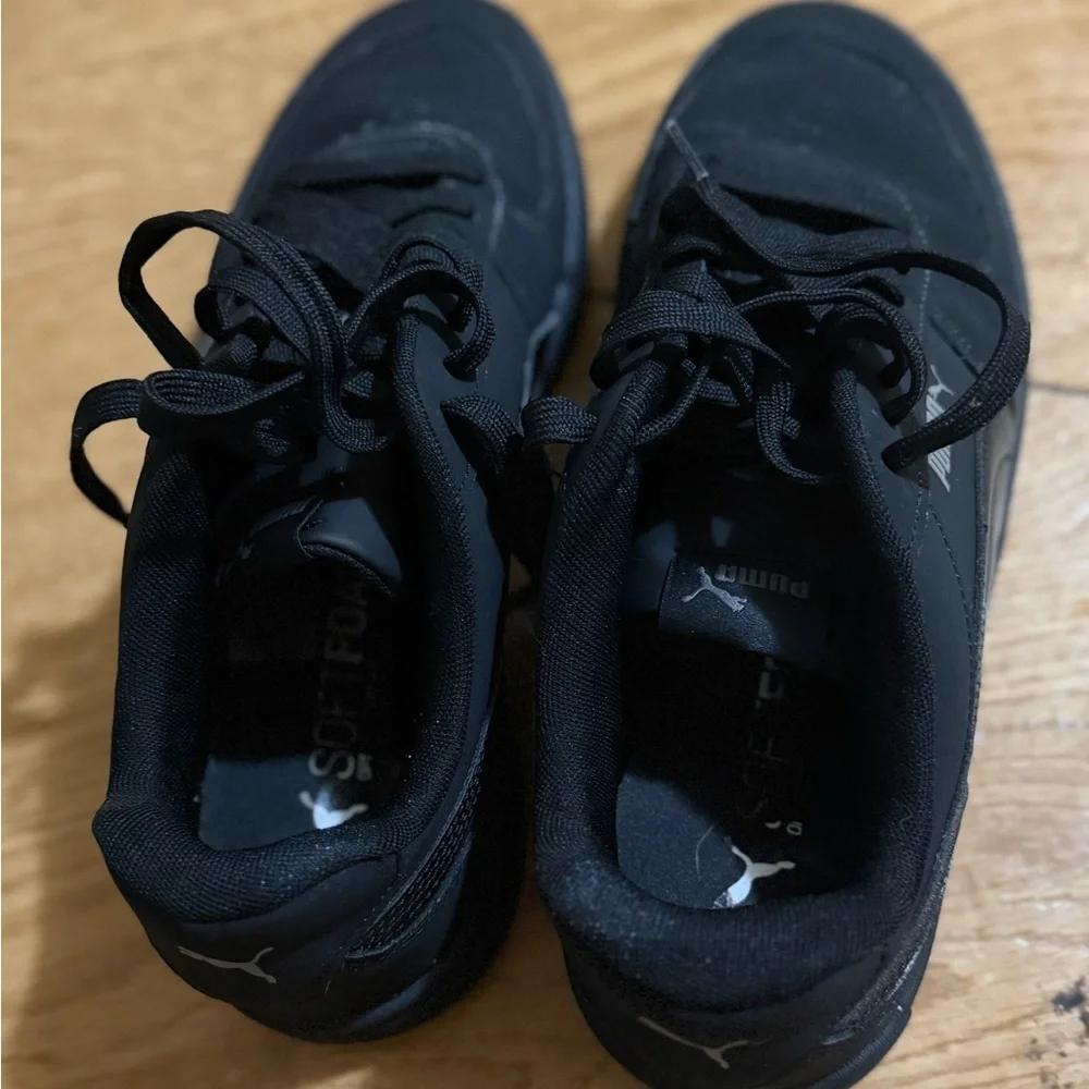 Puma Men's All-Black Sneakers