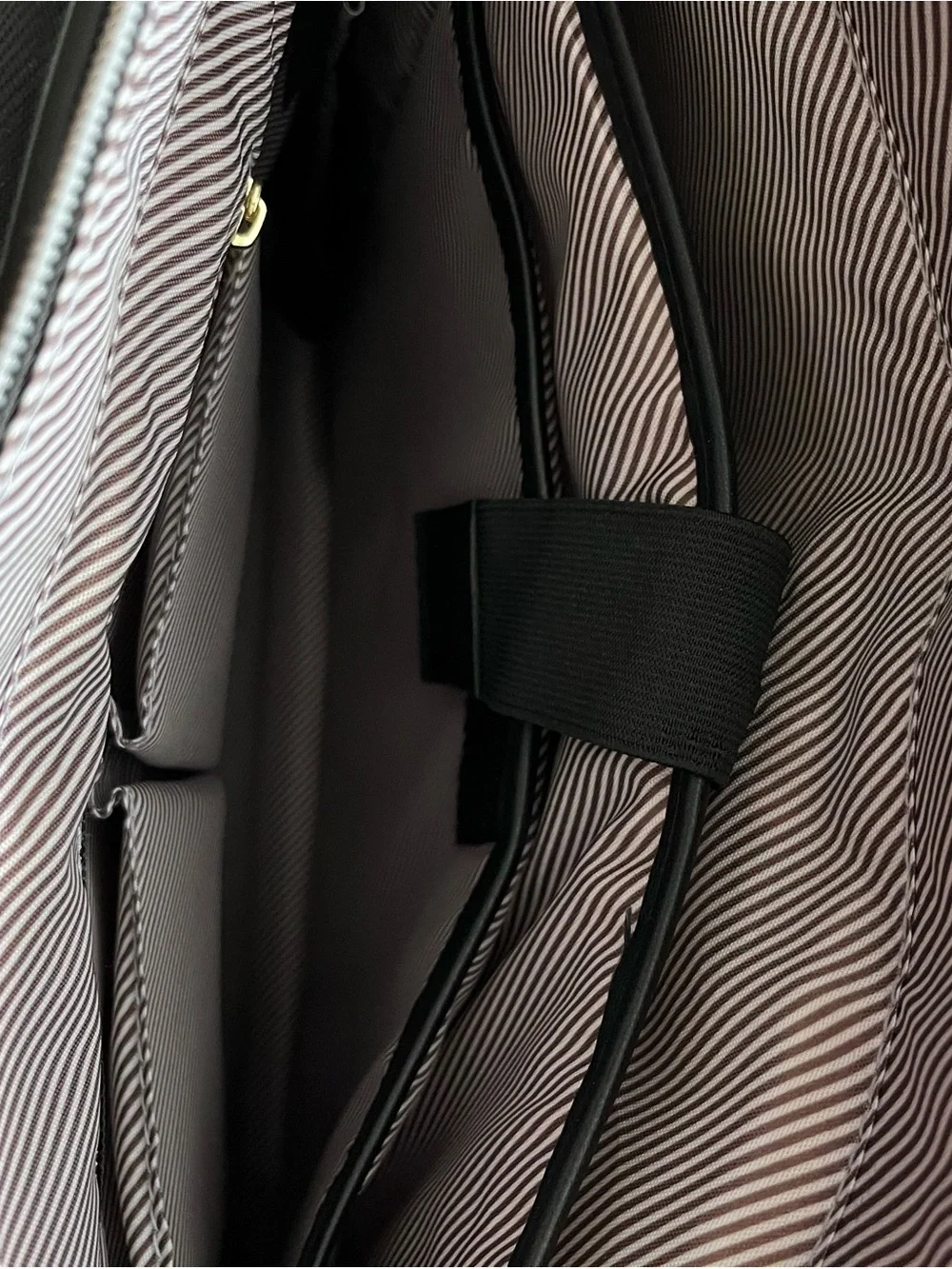 Kenneth Cole Reaction sleek quilted