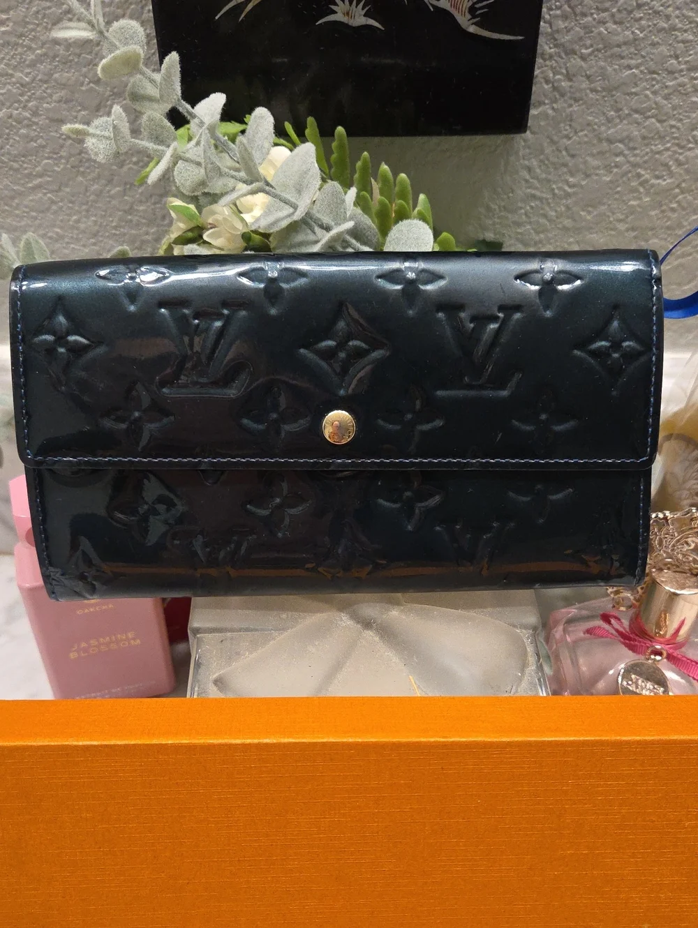 Louis Vuitton authentic euc
