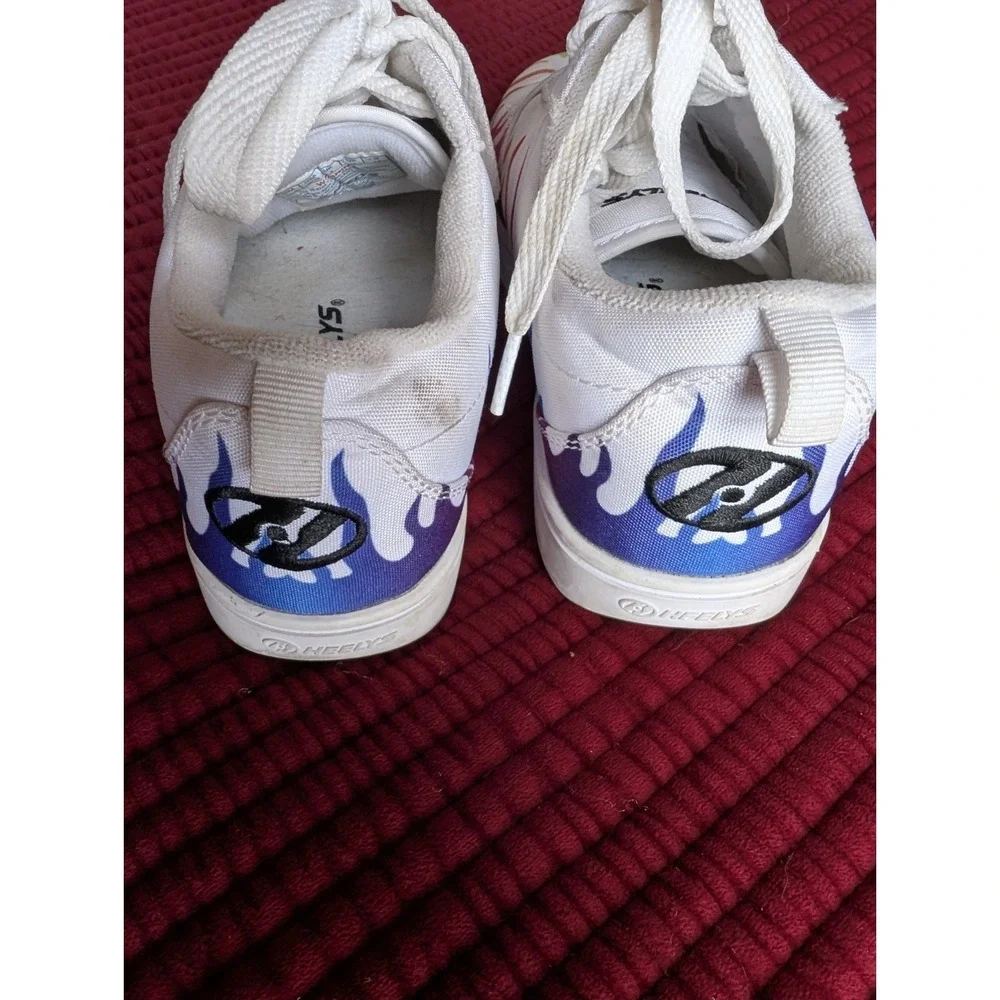 Heelys see size stylish