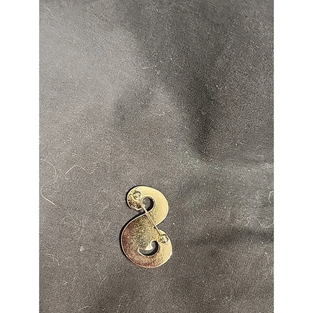 Cursive Initial S Brooch Pin Gold Tone