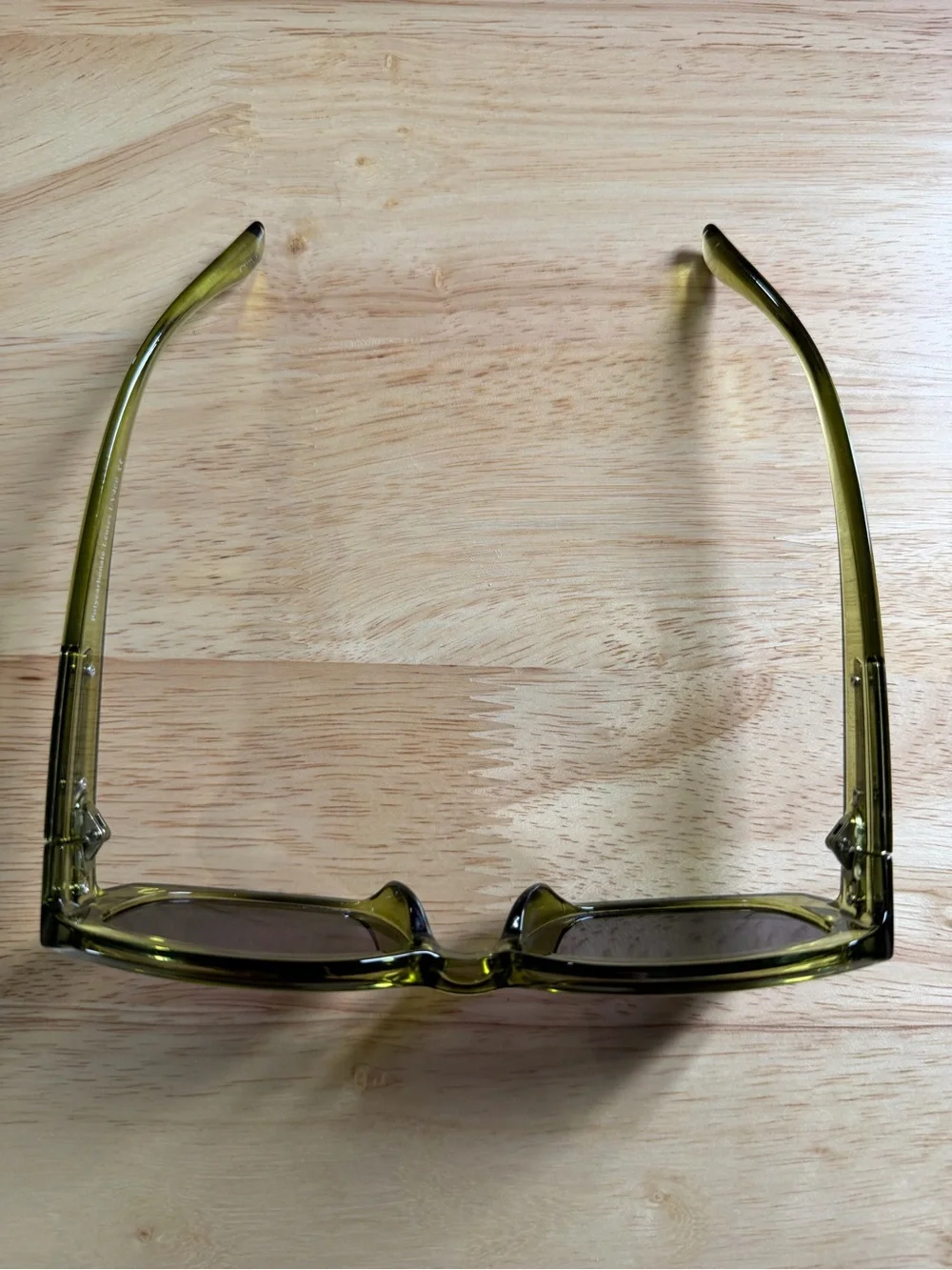 No brand chic olive