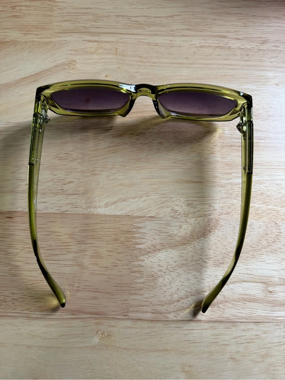 No brand chic olive