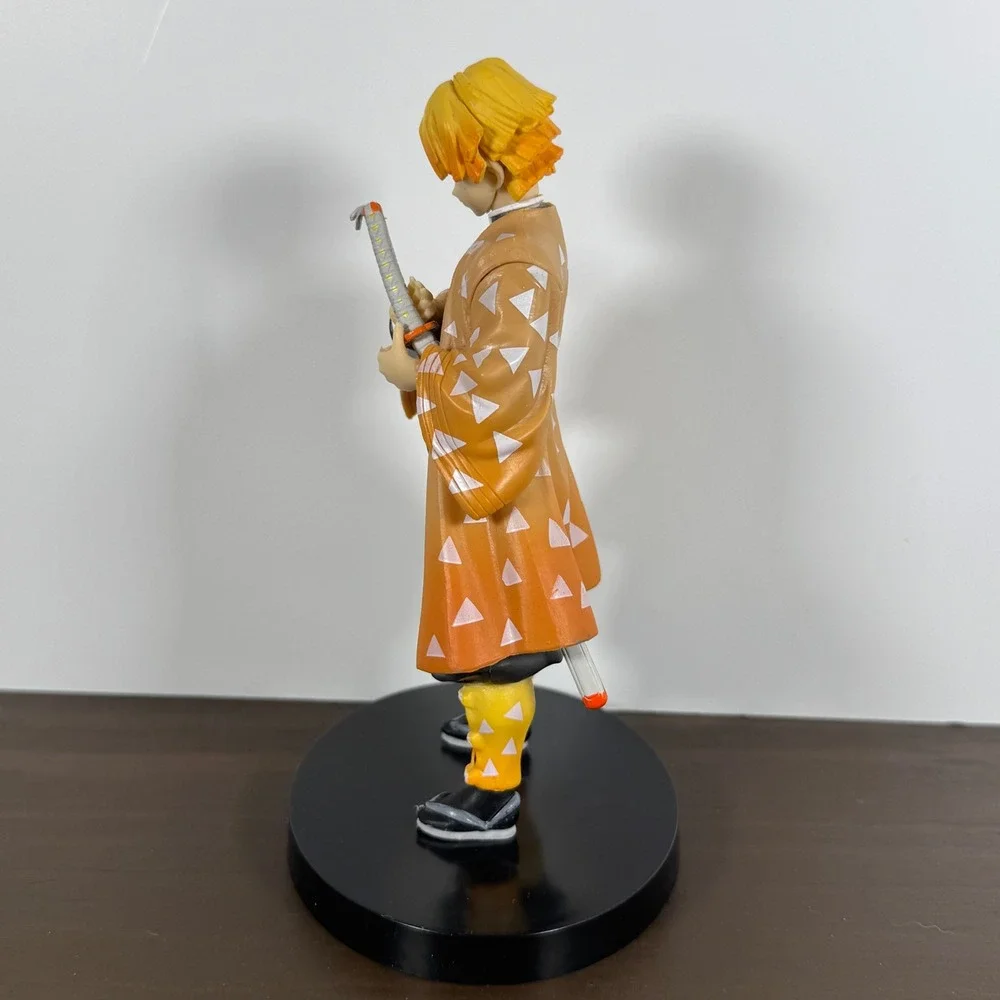 Demon Slayer Zenitsu Agatsuma Vol 3 Figure Orange 6.5in Banpresto Excellent