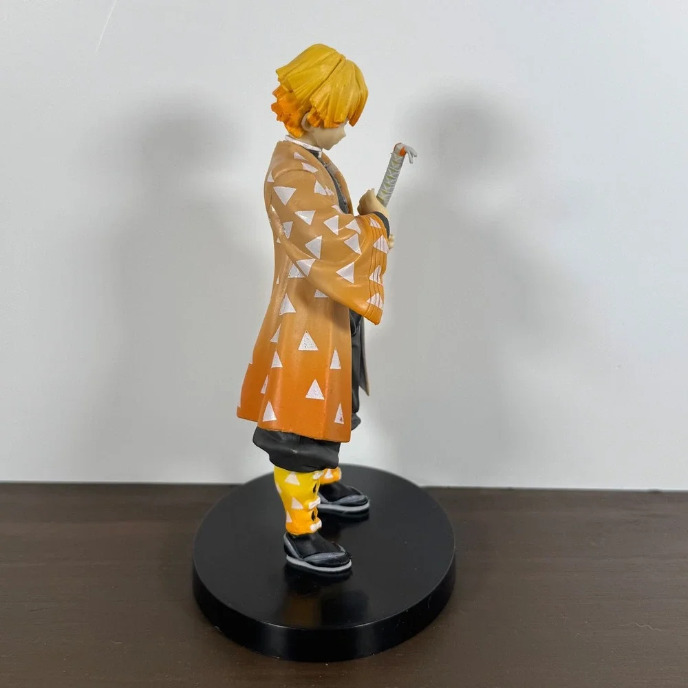 Demon Slayer Zenitsu Agatsuma Vol 3 Figure Orange 6.5in Banpresto Excellent