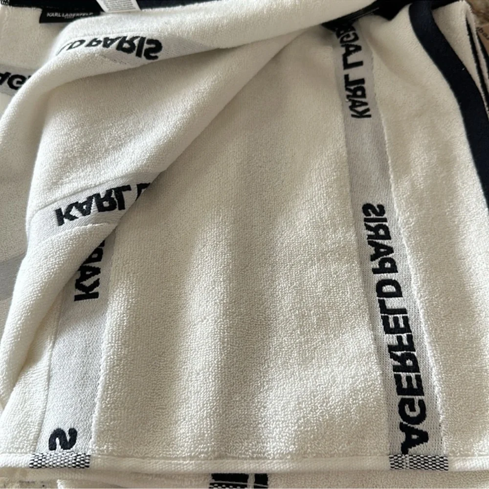 NWT Karl Lagerfeld bath Towel