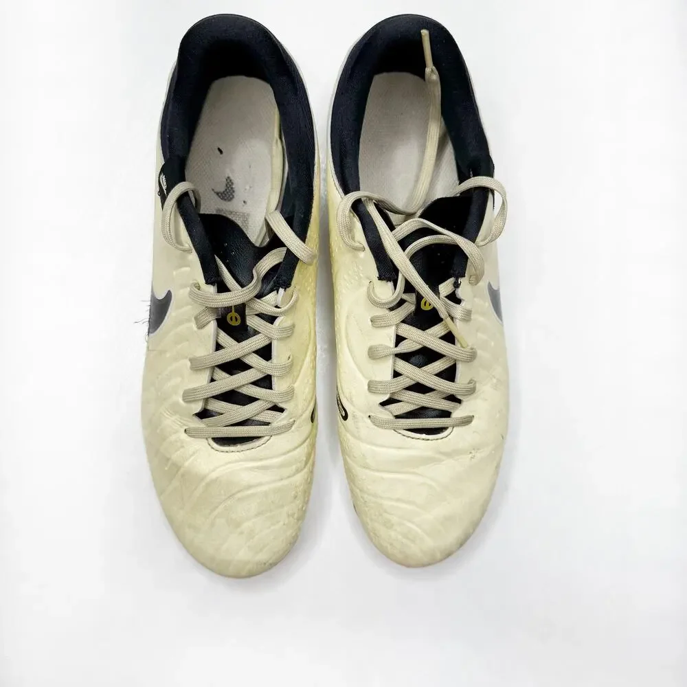 Nike tiempo size preowned