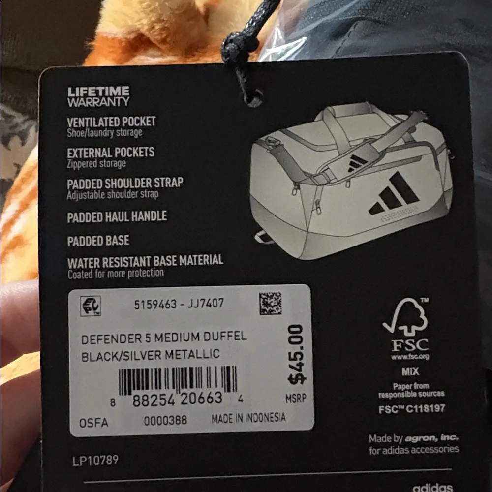 adidas unisex defender