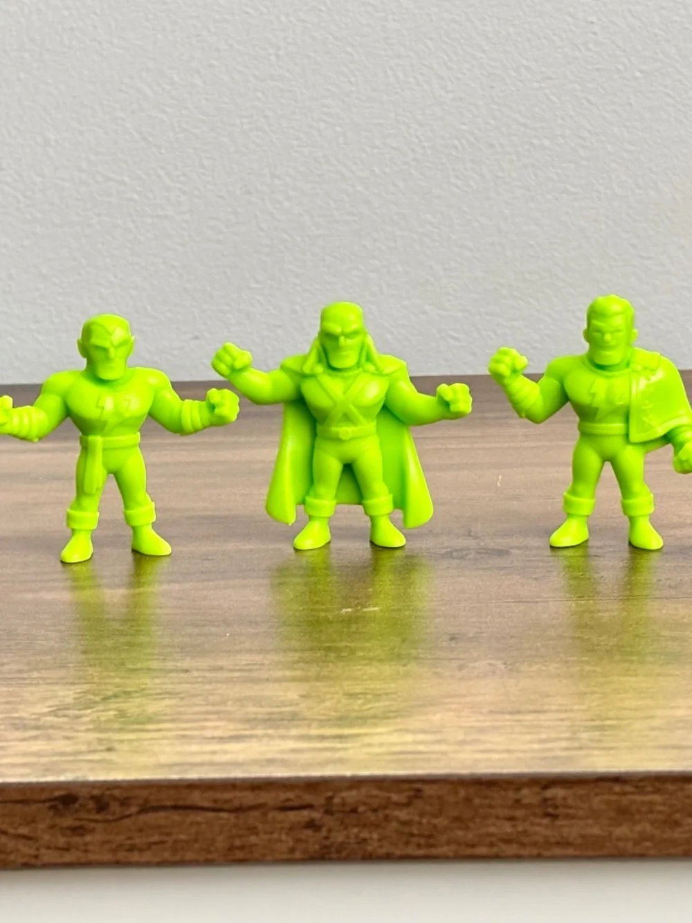 Wendys Kids Meal Toys DC Comics Superheroes Mini Figures LOT Green Flash Shazam