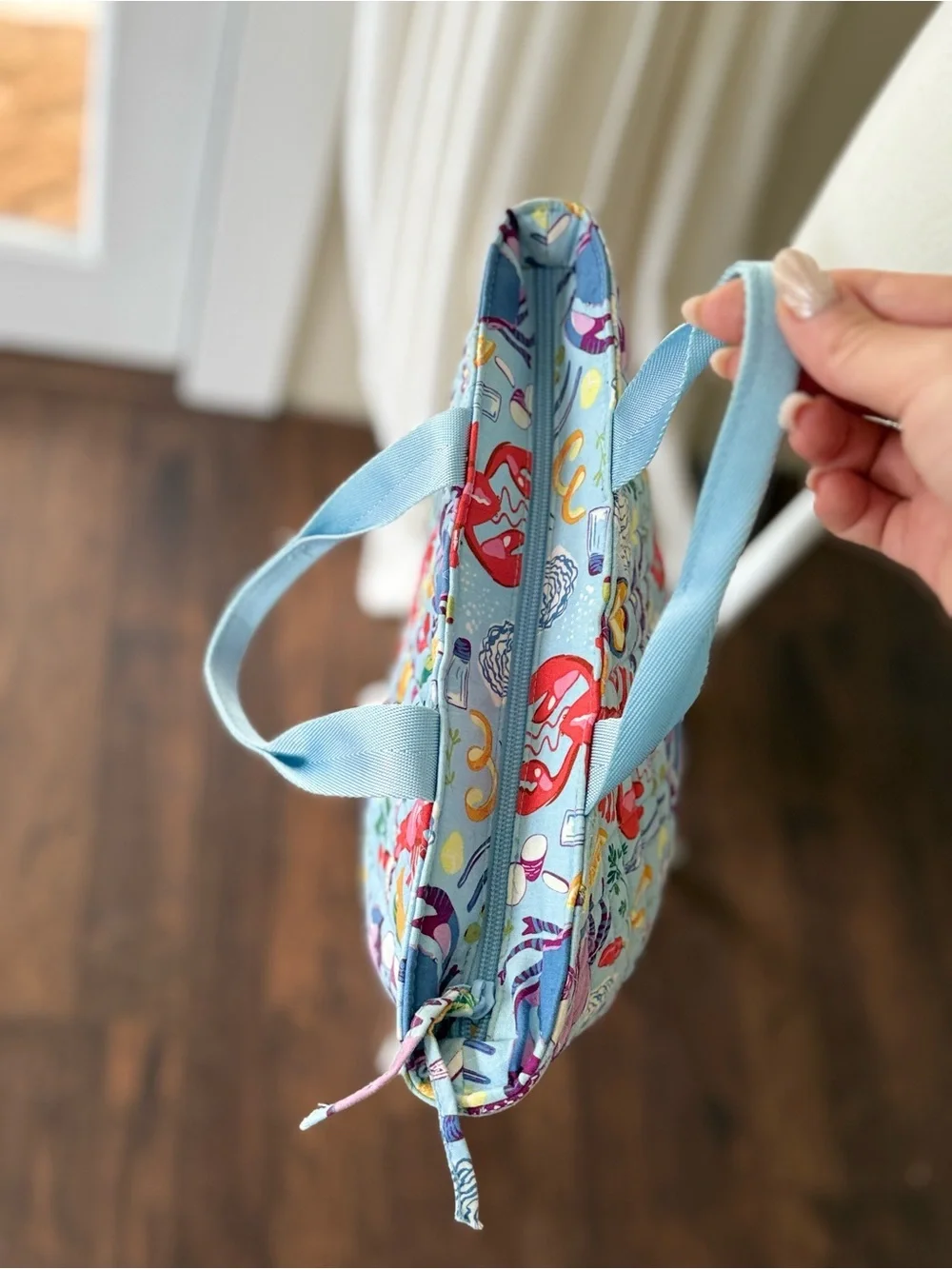 Vera Bradley insulated interior