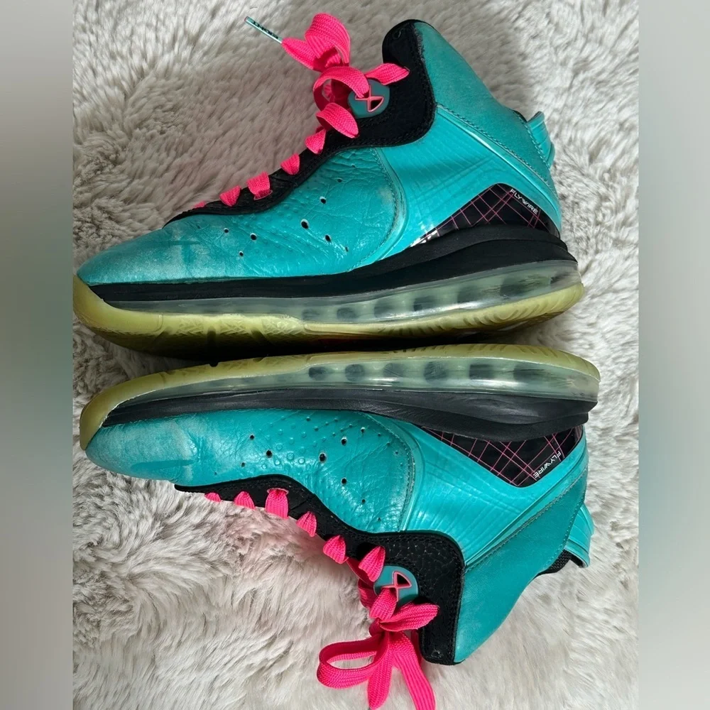 Nike Lebron great size