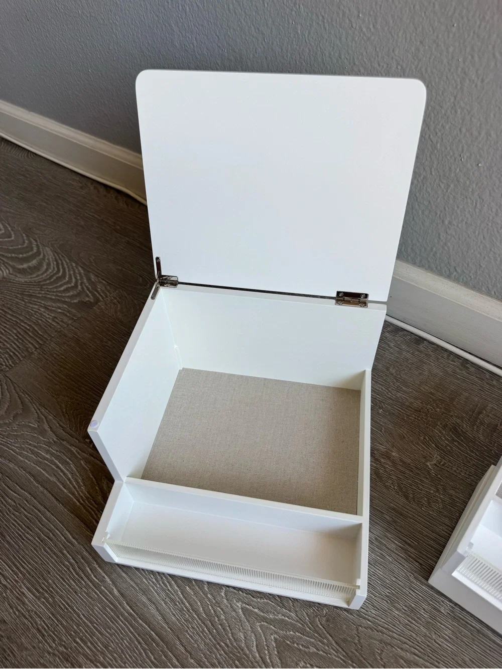 Umbra malibu storage