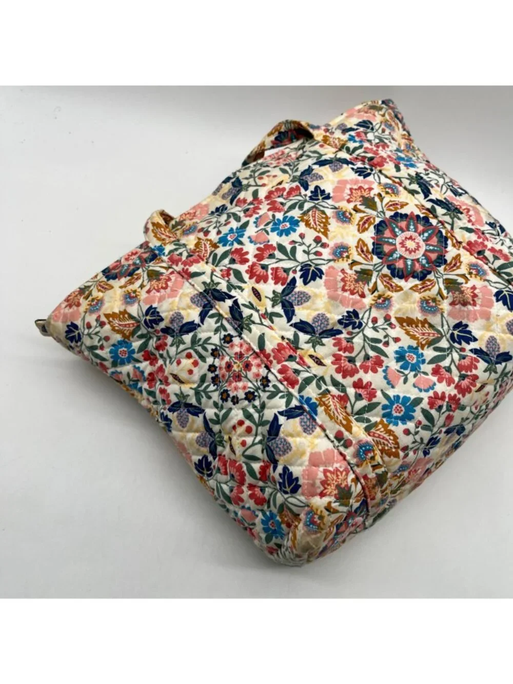 Unbranded bright cheerful